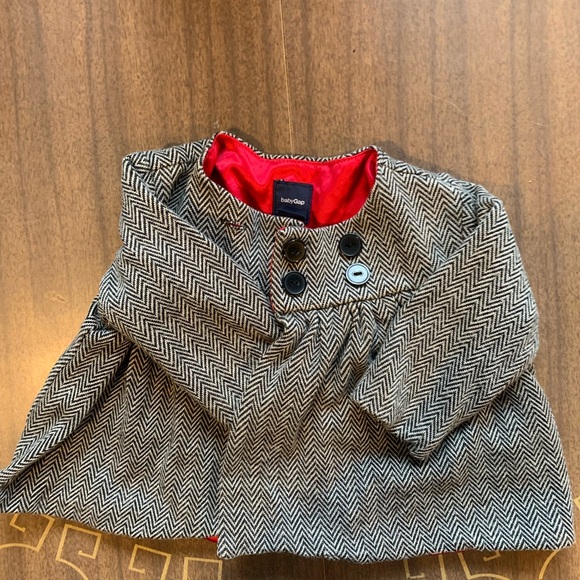 GAP Black and White Pea Coat with Flared Design and Full Length Sleeves - Picture 2 of 5